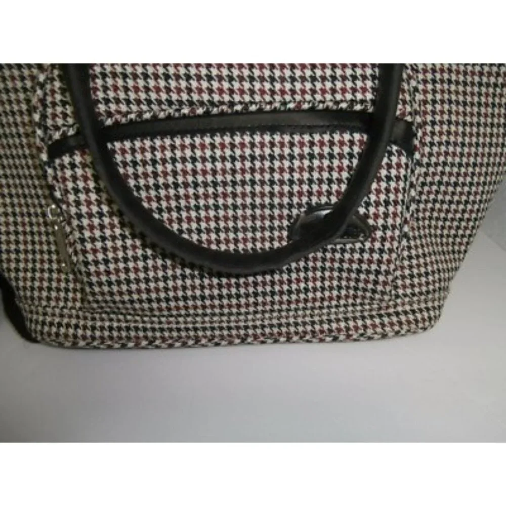 Women's American Flyer Cosmetic Duffel Bag White/Black/Maron Plaid New !!! - Picture 4 of 4